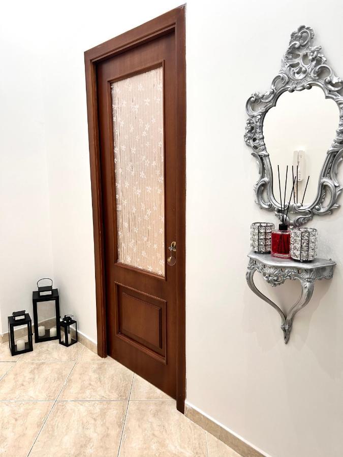Casa Vacanze The Fortress Apartment Наполи Екстериор снимка